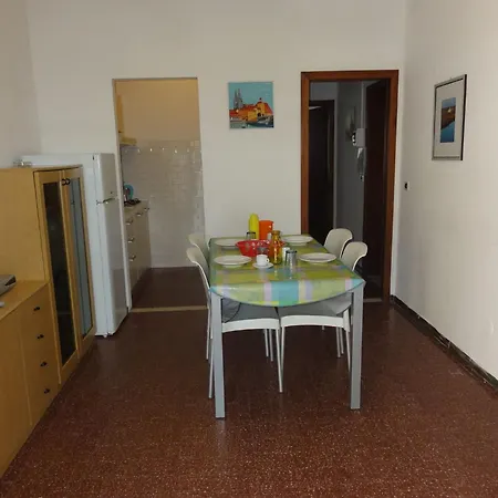 Semi-detached In A Area *