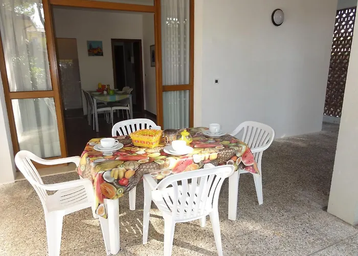 Βίλα Semi-detached In A Area Μπιμπιόνε