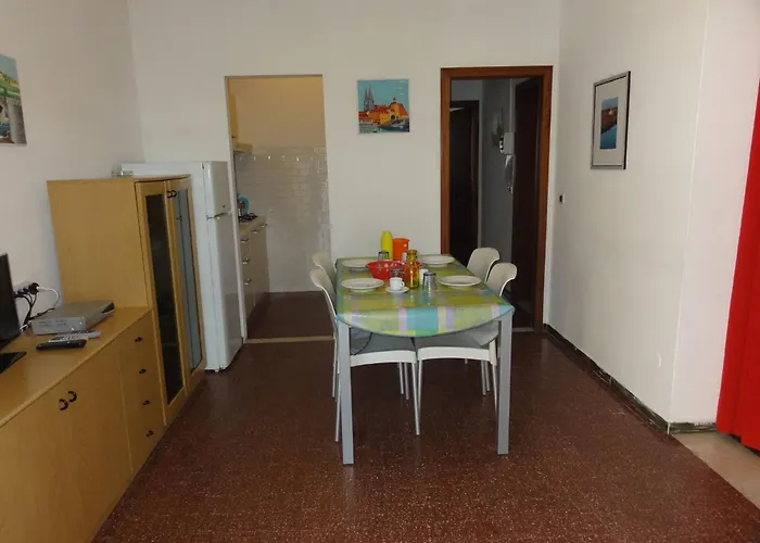 Semi-detached In A Area *