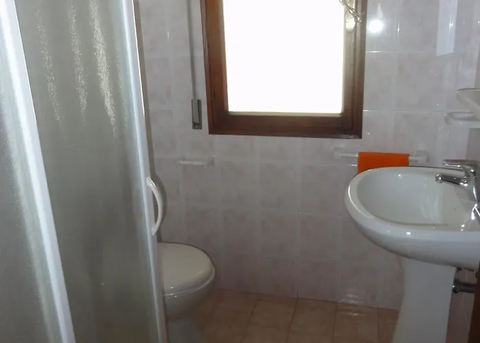 Semi-detached In A Area 别墅